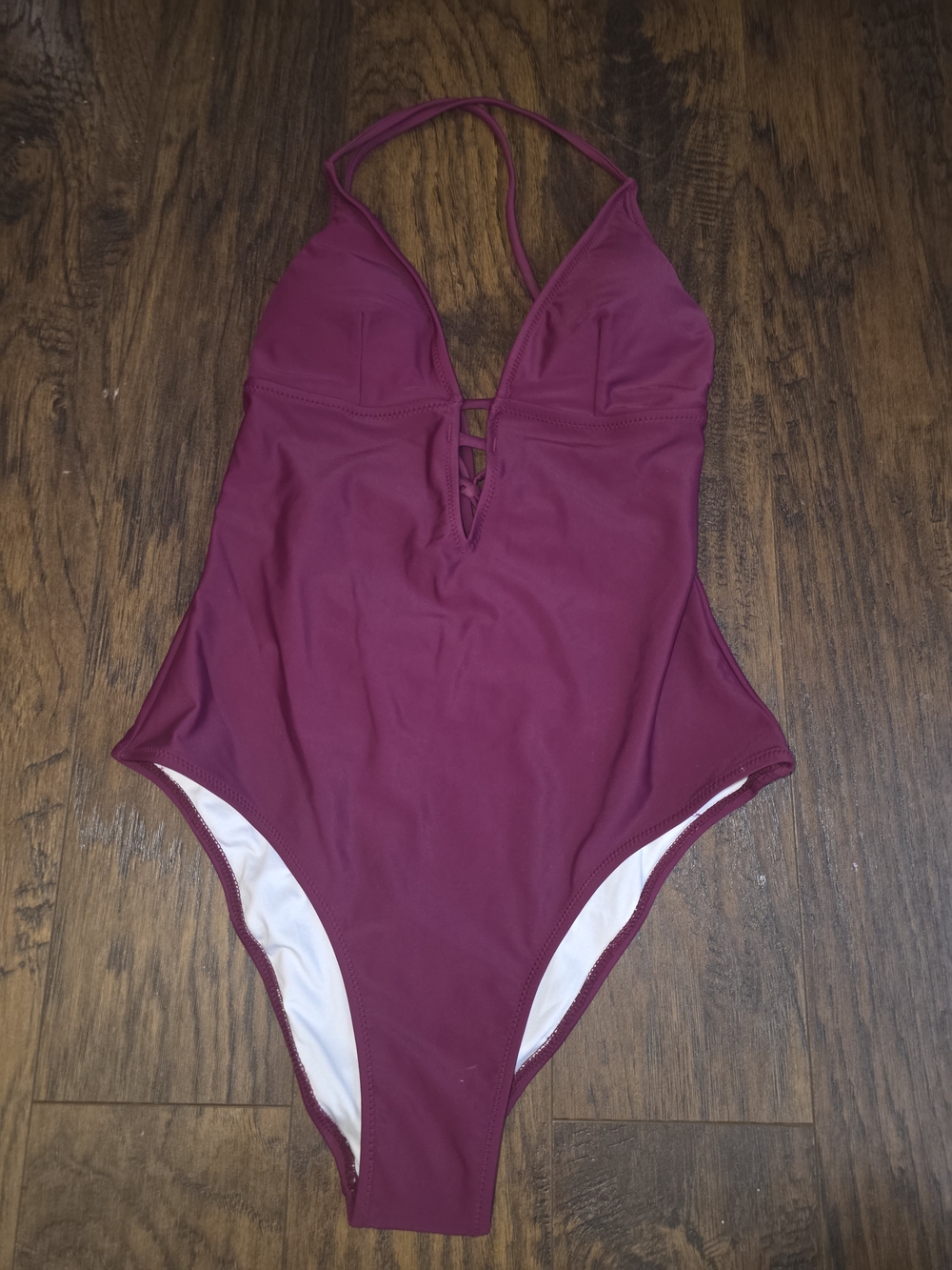 Cupshe Burgundy One-Piece Swimsuit with Plunge Neck